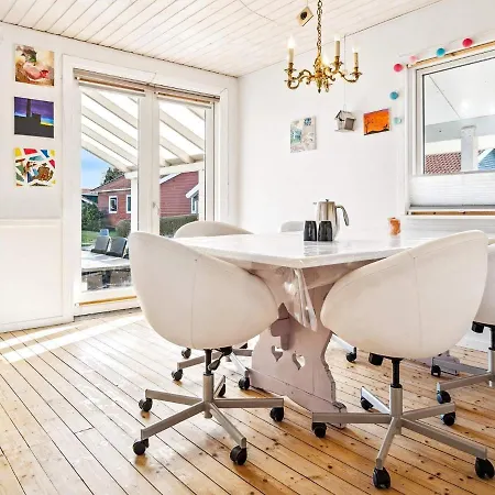 Holiday Home Esbjerg * Esbjerg
